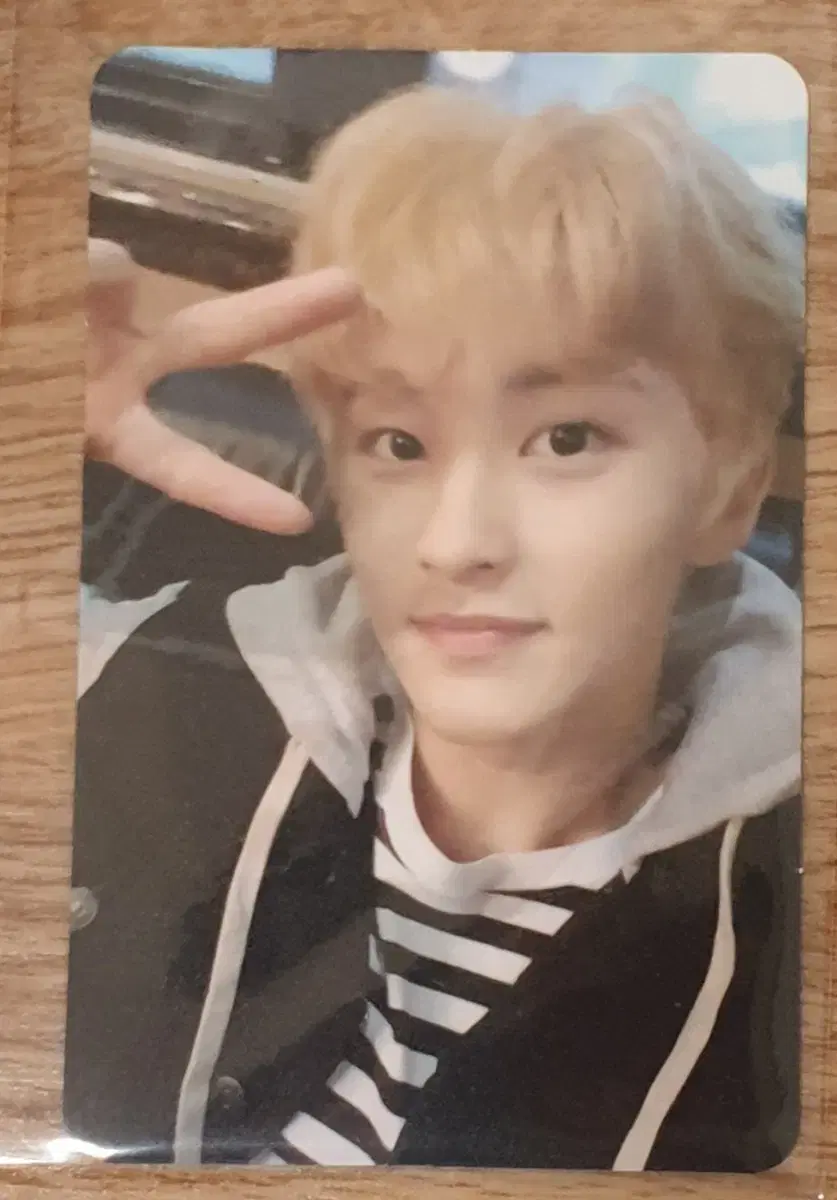 nct 마크 슈퍼휴먼 포카